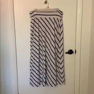 Maxi skirt.